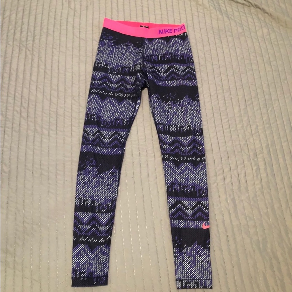 Nike pro compression leggings